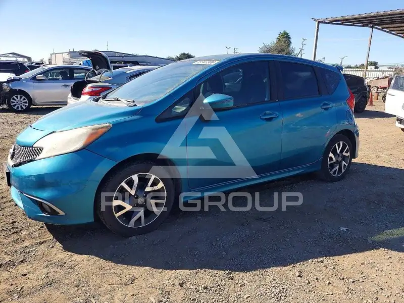 2015 Nissan VERSA фото