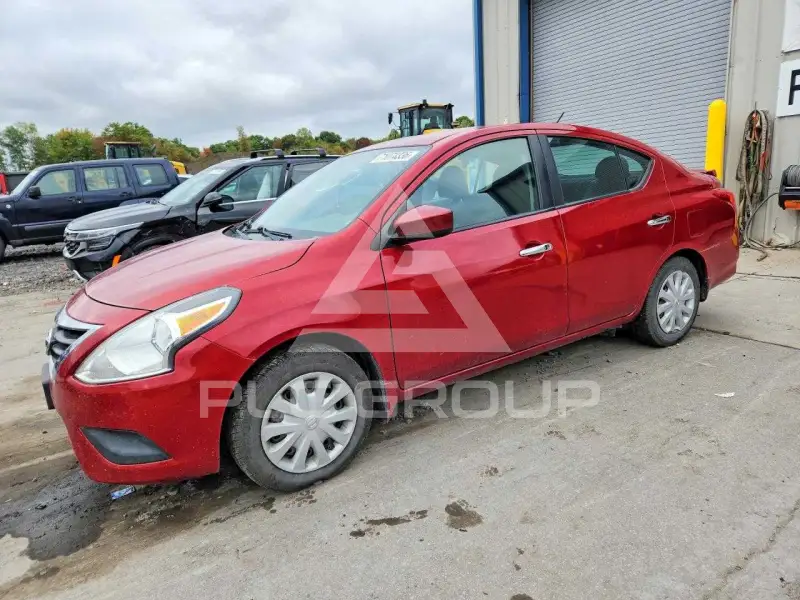 2015 Nissan VERSA фото