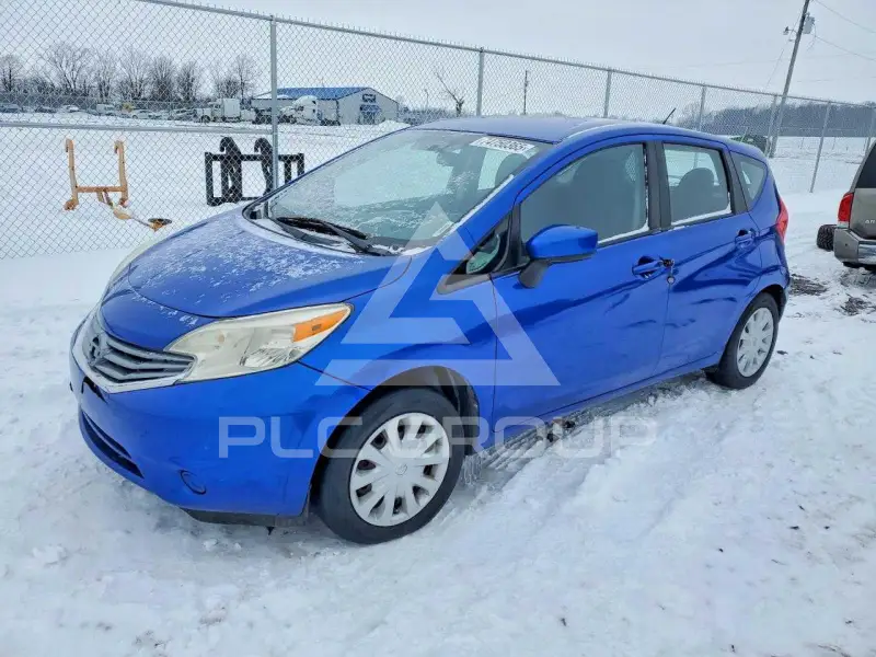 2015 Nissan VERSA фото