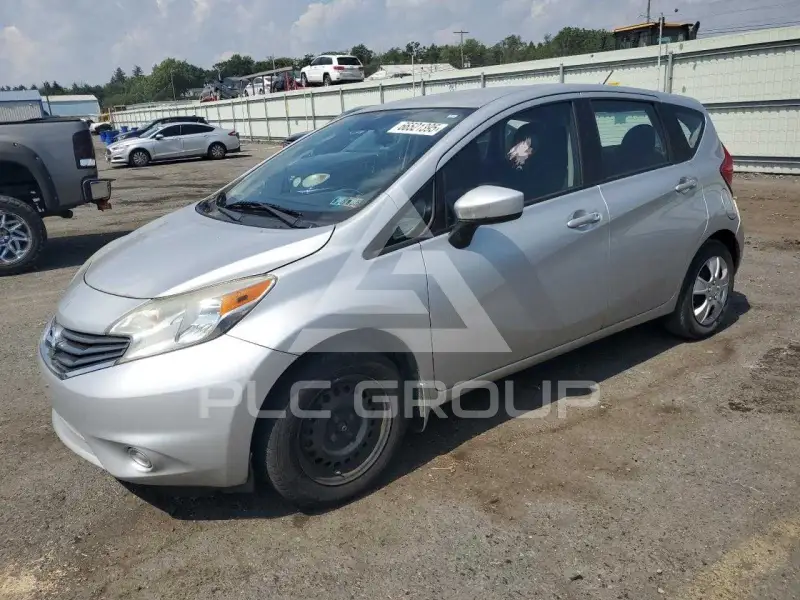 2015 Nissan VERSA фото