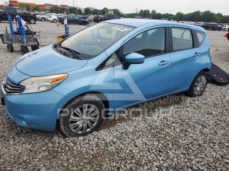 2015 Nissan VERSA фото