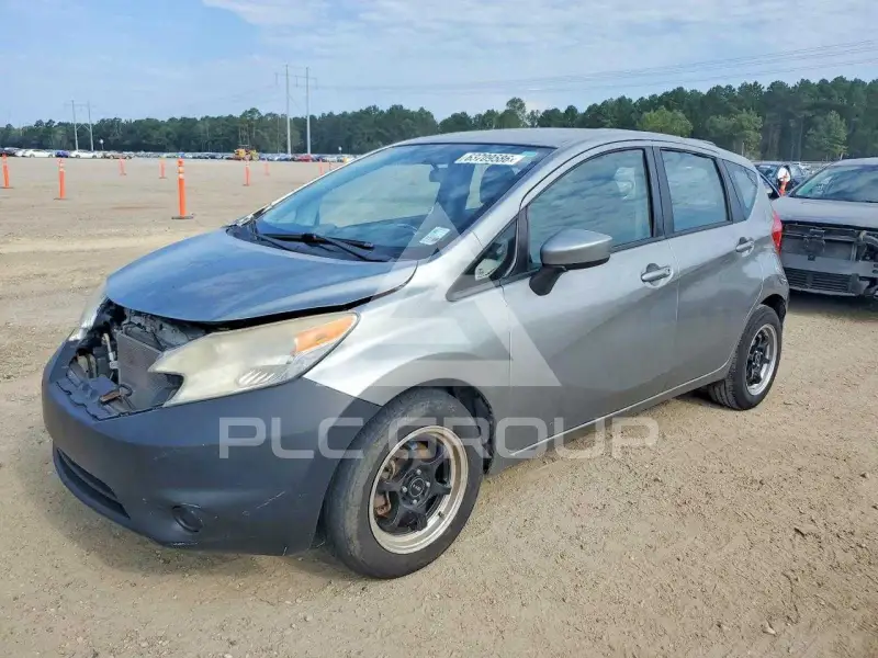 2015 Nissan VERSA фото