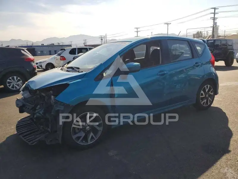 2015 Nissan VERSA photo