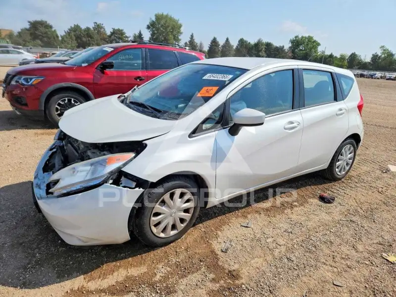 2015 Nissan VERSA фото