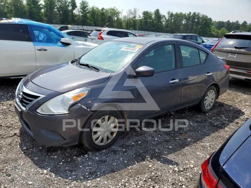 2015 Nissan VERSA фото