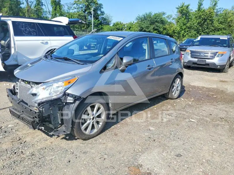 2015 Nissan VERSA фото