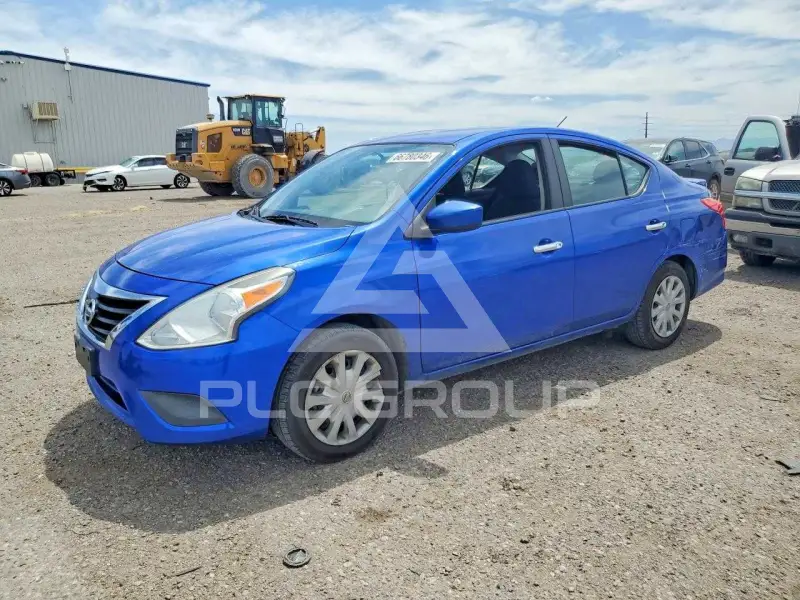 2015 Nissan VERSA фото