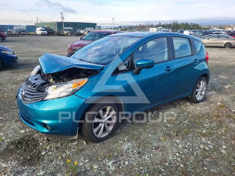 2015 Nissan VERSA фото