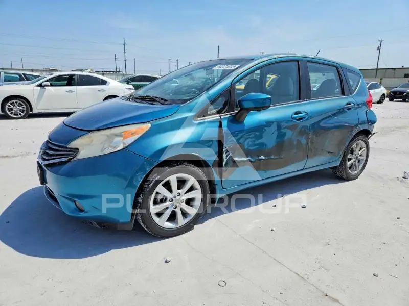 2015 Nissan VERSA фото