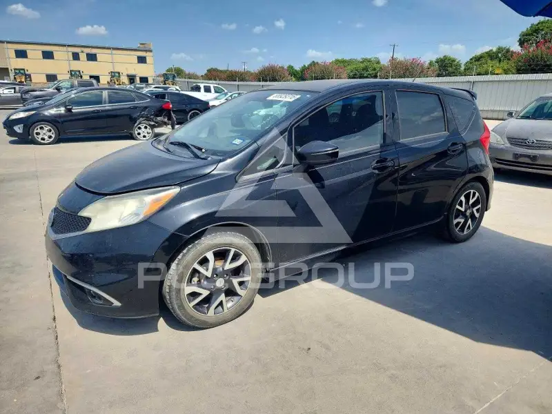 2015 Nissan VERSA photo