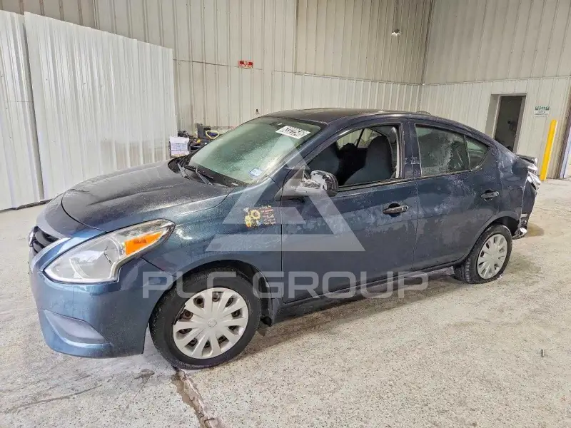2015 Nissan VERSA фото