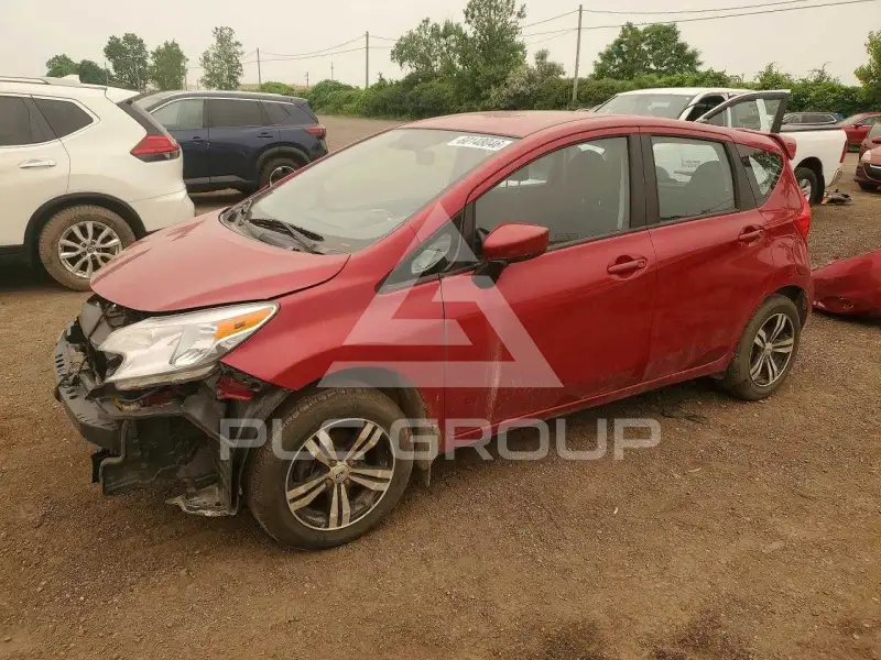 2015 Nissan VERSA photo