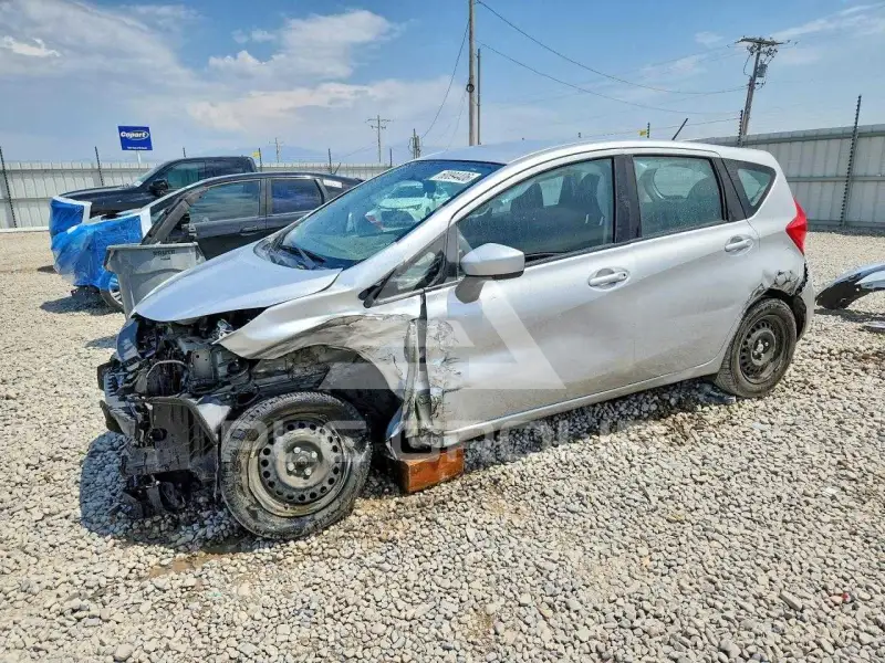 2015 Nissan VERSA фото
