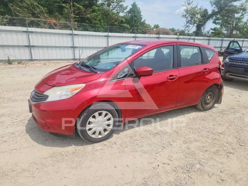 2015 Nissan VERSA фото