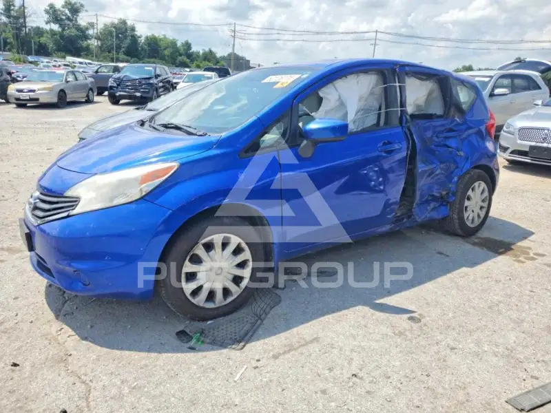 2015 Nissan VERSA photo