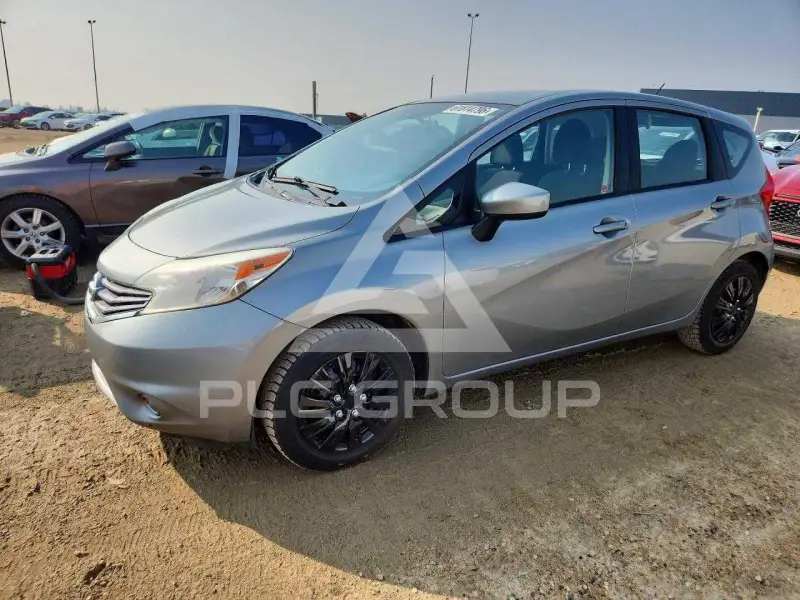 2015 Nissan VERSA фото