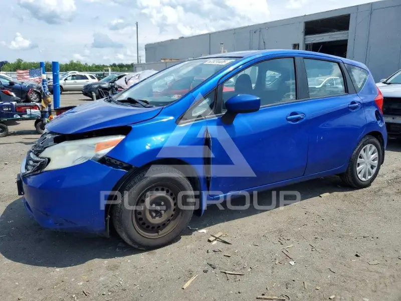 2015 Nissan VERSA photo