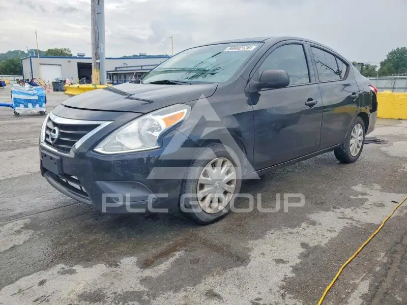 2015 Nissan VERSA фото