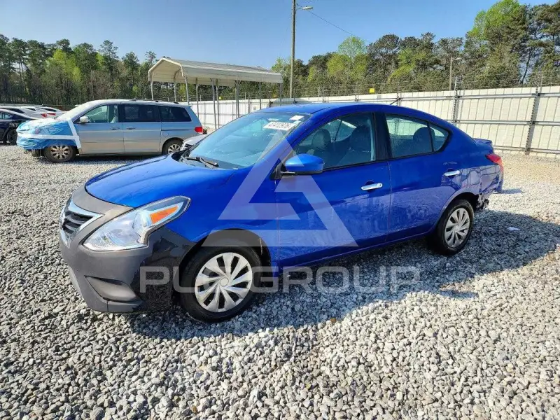 2015 Nissan VERSA фото