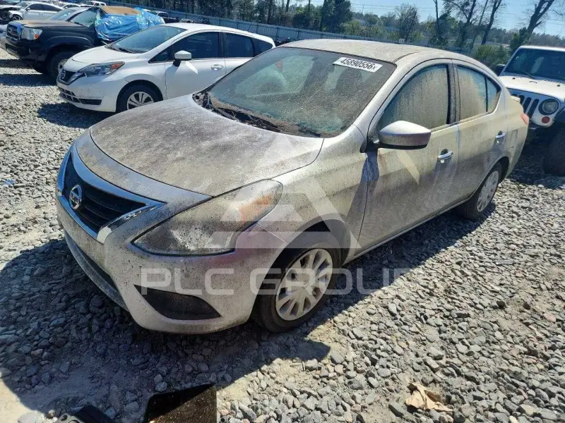 2015 Nissan VERSA photo