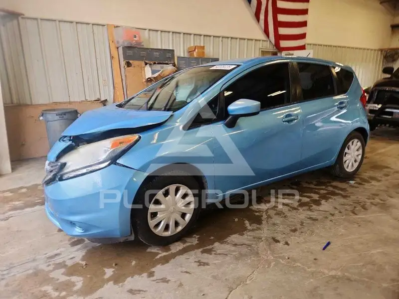 2015 Nissan VERSA фото