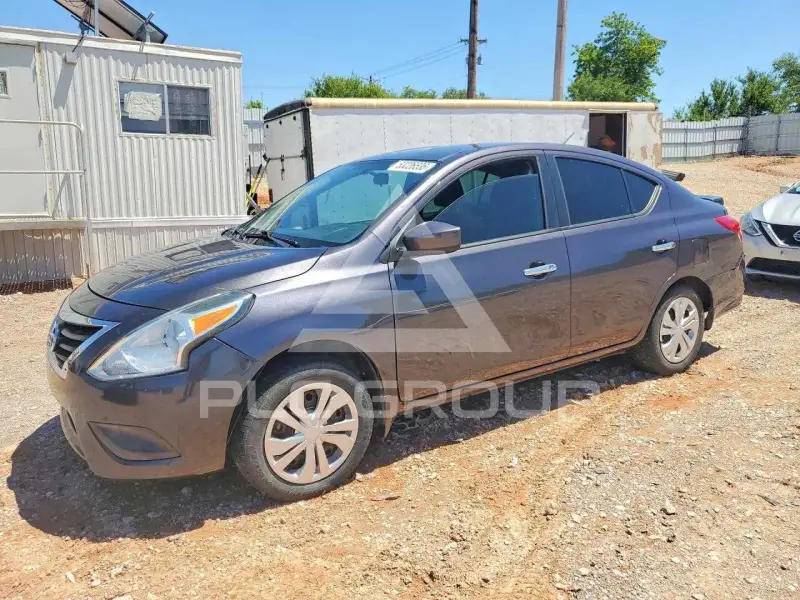 2015 Nissan VERSA фото