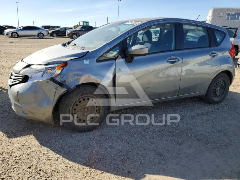 2015 Nissan VERSA photo