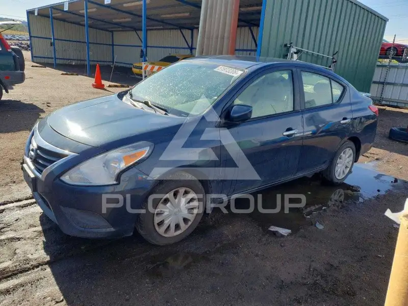 2015 Nissan VERSA фото