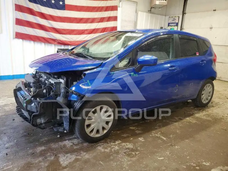 2015 Nissan VERSA photo