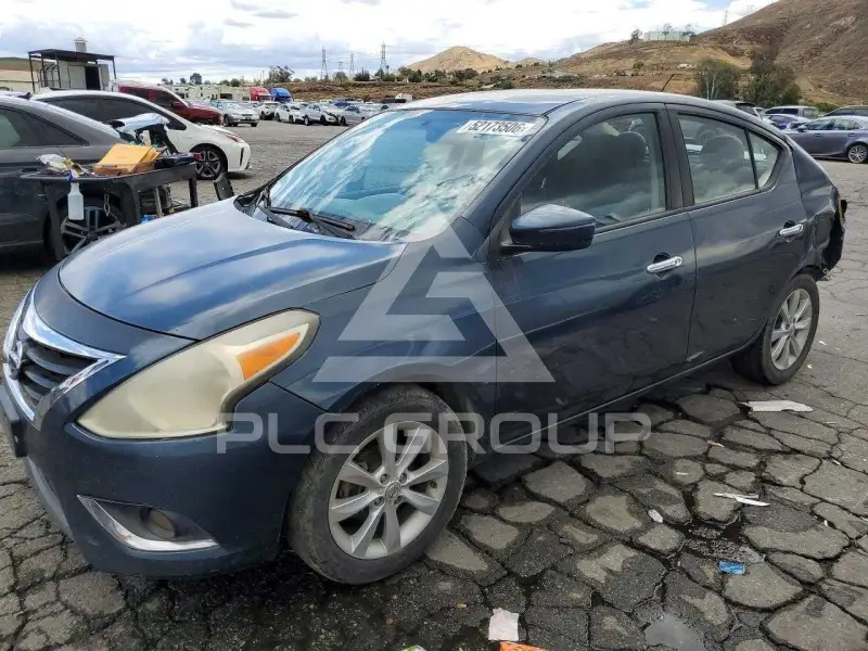 2015 Nissan VERSA фото