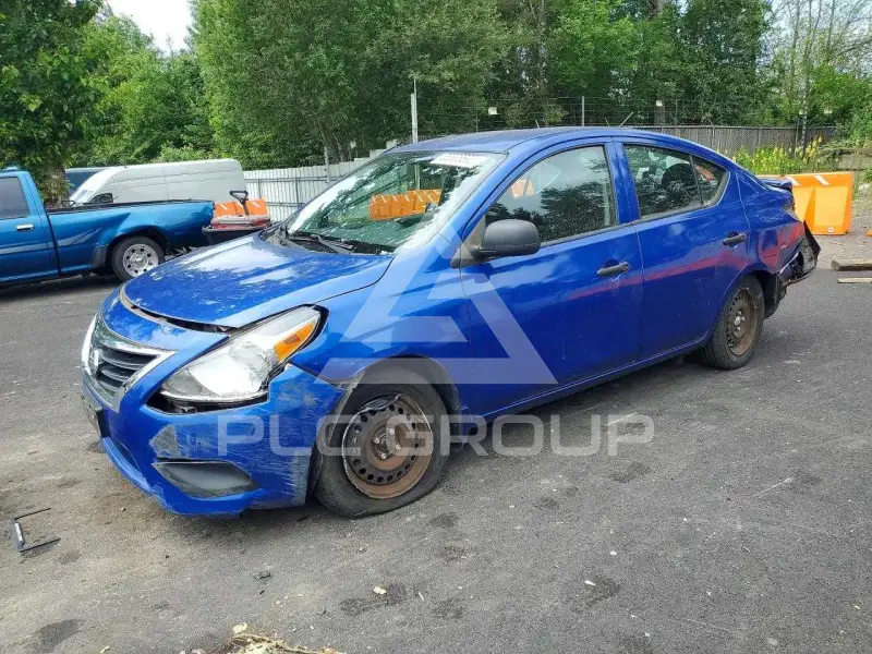 2015 Nissan VERSA photo