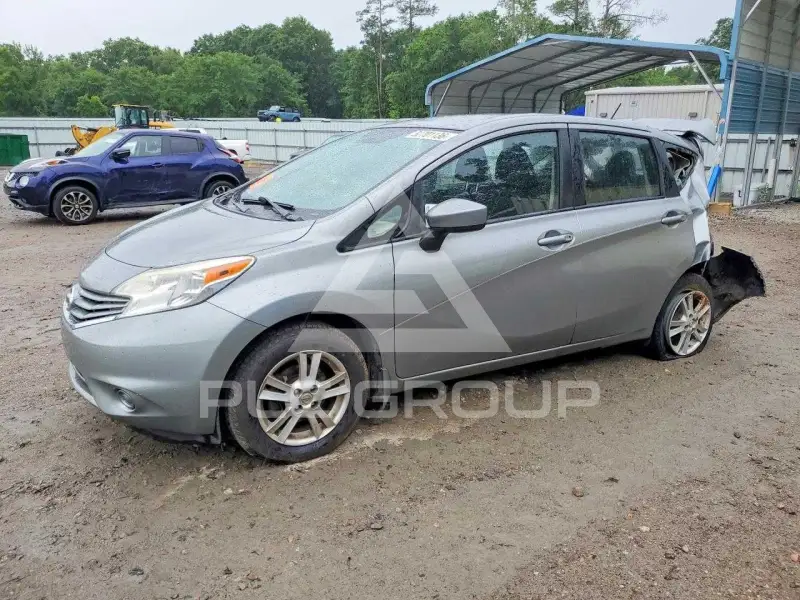2015 Nissan VERSA фото