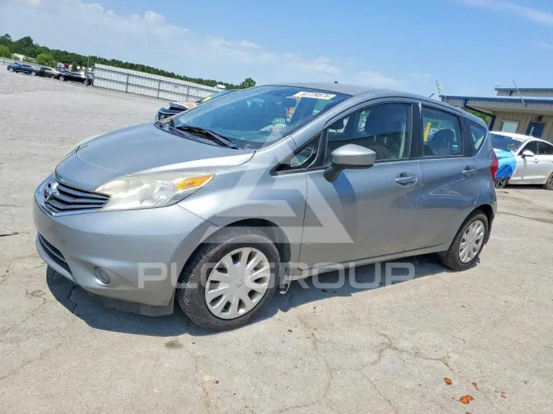 2015 Nissan VERSA фото