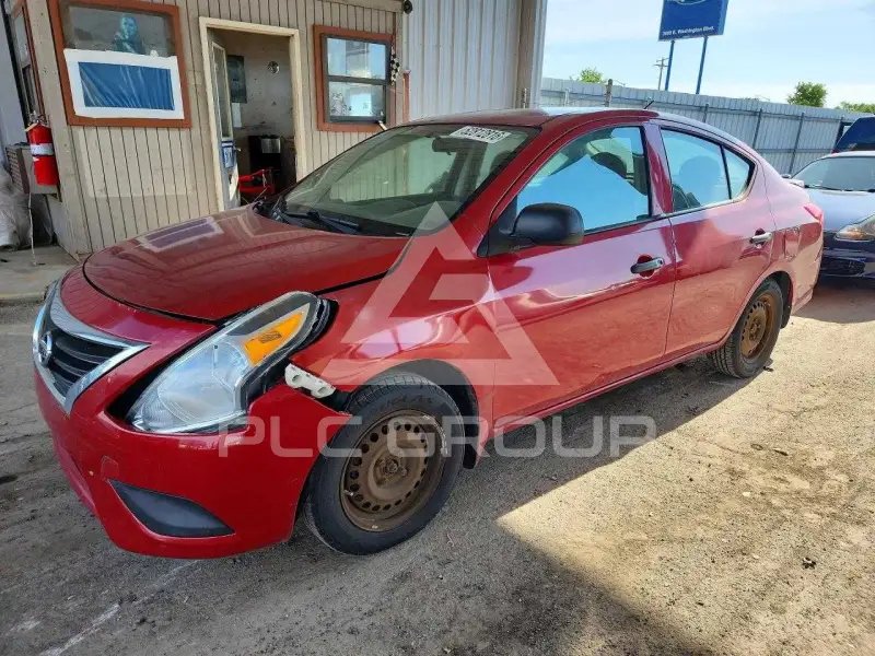2015 Nissan VERSA фото
