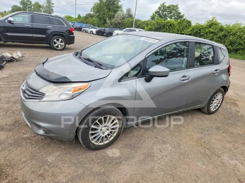 2015 Nissan VERSA photo
