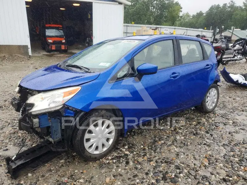2015 Nissan VERSA photo