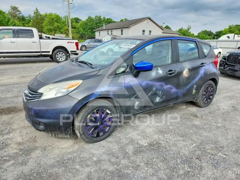 2015 Nissan VERSA фото