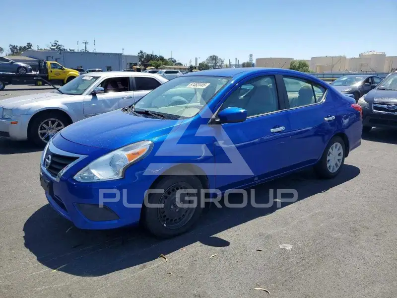 2015 Nissan VERSA фото