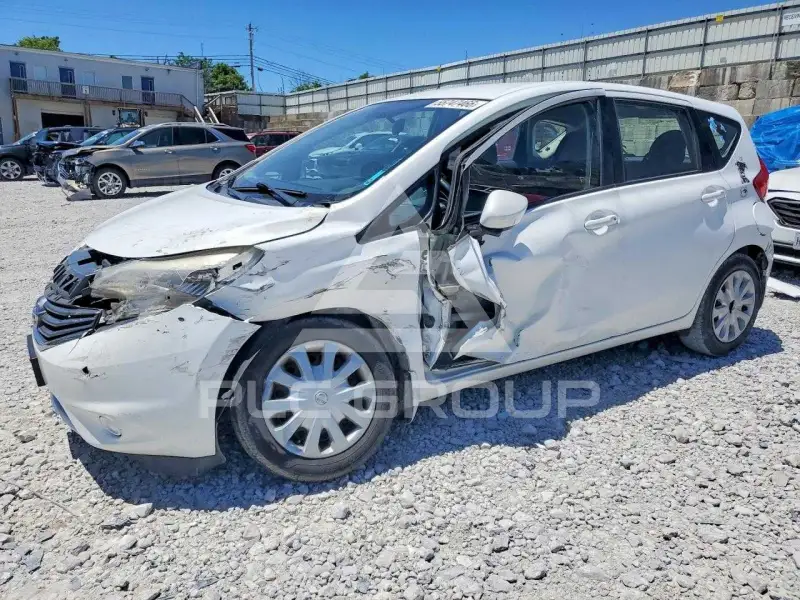 2015 Nissan VERSA photo