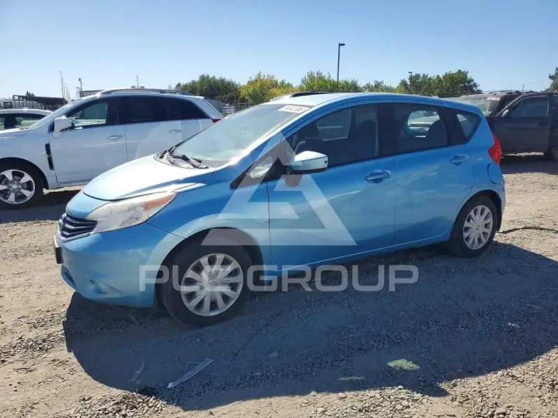 2015 Nissan VERSA photo