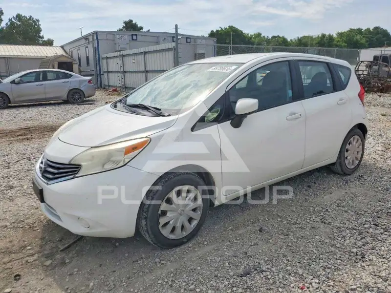 2015 Nissan VERSA фото