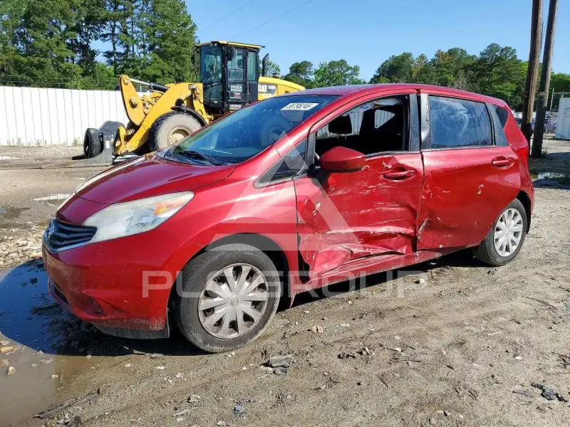 2015 Nissan VERSA фото
