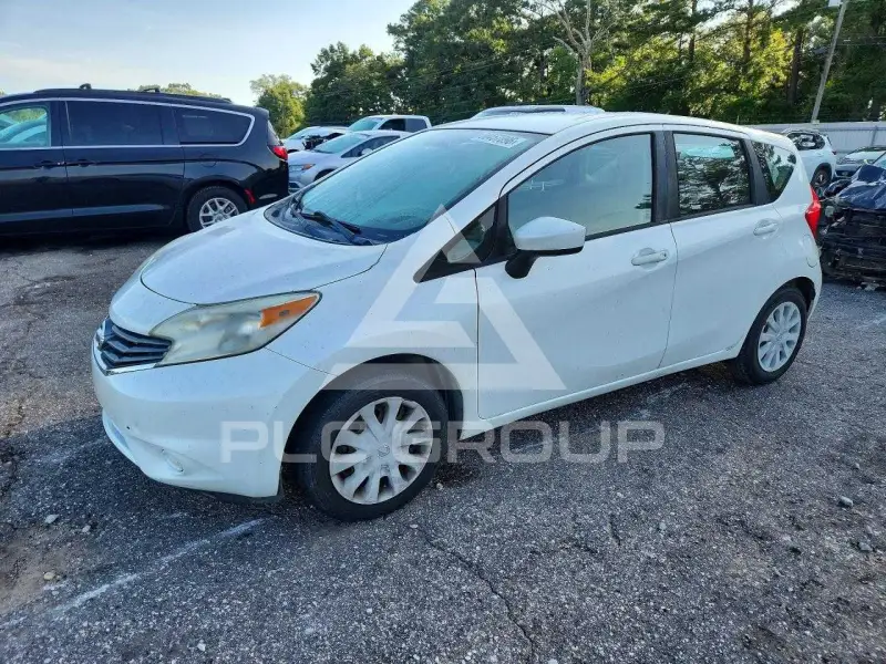 2015 Nissan VERSA фото