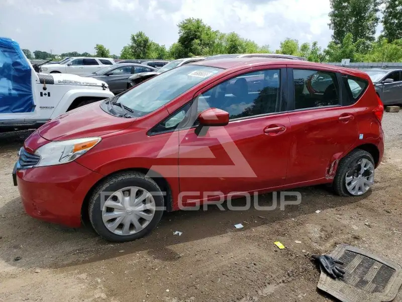 2015 Nissan VERSA photo