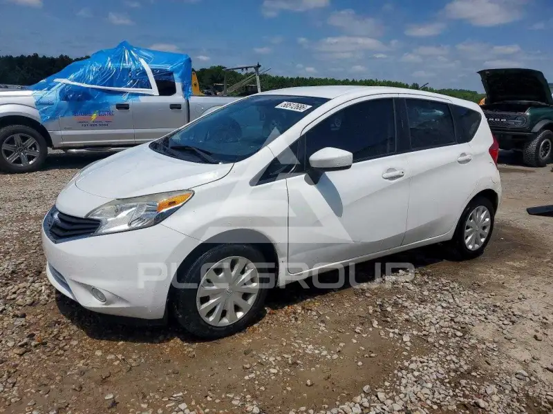 2015 Nissan VERSA фото