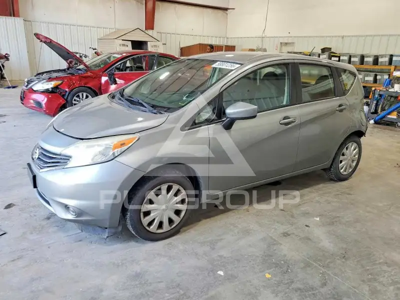 2015 Nissan VERSA фото