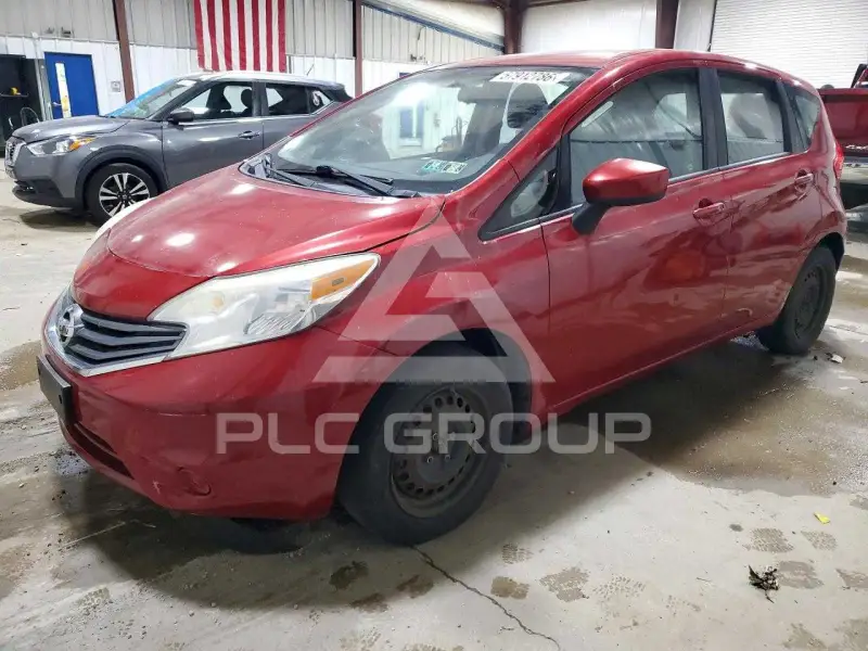 2015 Nissan VERSA фото