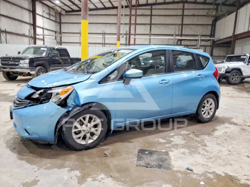 2015 Nissan VERSA фото