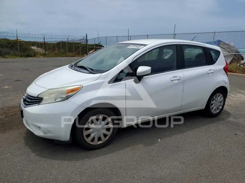 2015 Nissan VERSA photo
