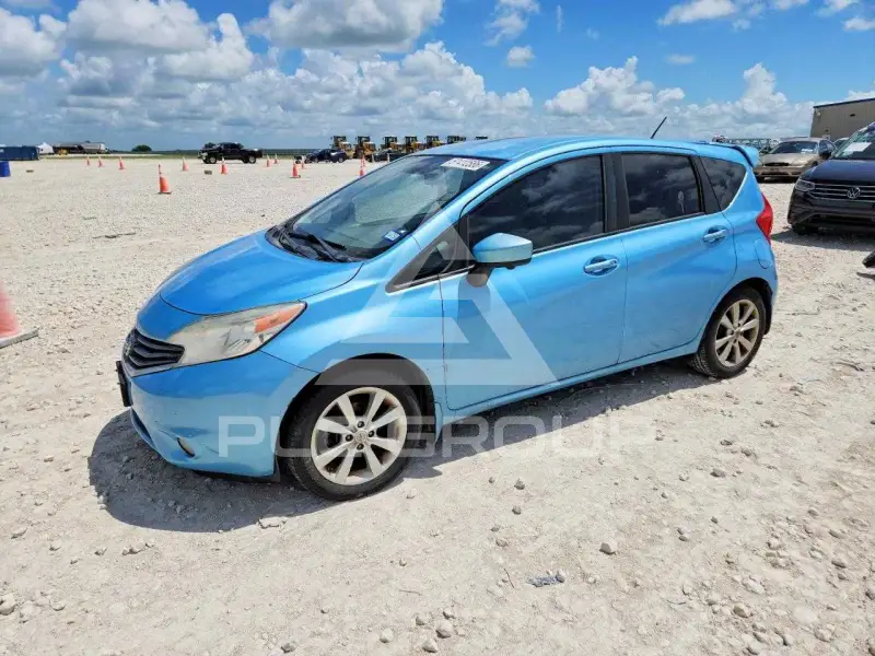 2015 Nissan VERSA photo